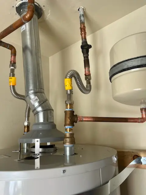 Water heater installation and plumbing repair in Peachtree Center